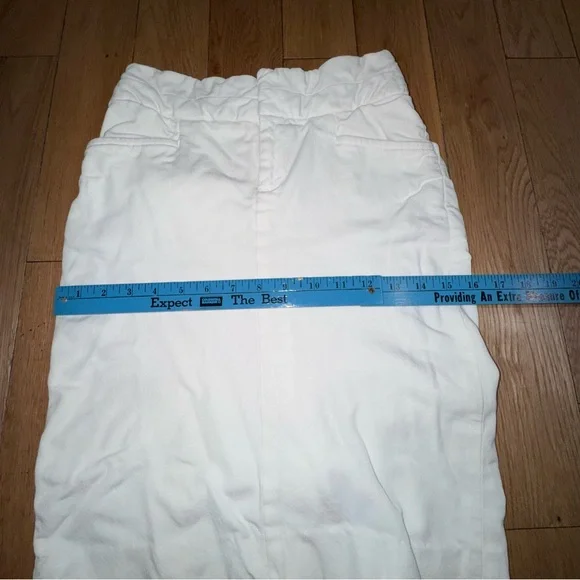 Banana Republic White Pencil Stretch Skirt - Clean Tailored Silhouette petite 0 - Picture 8 of 12
